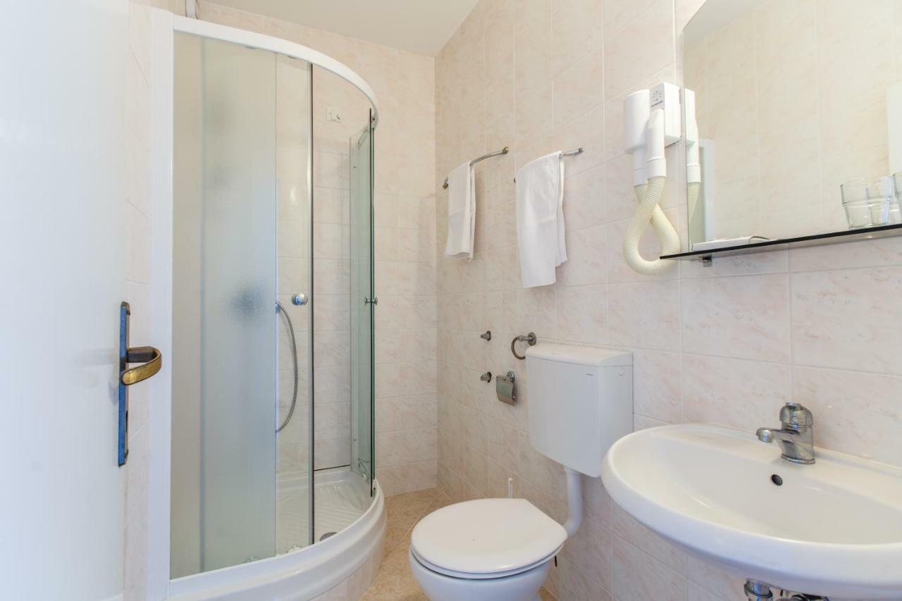 Rooms Split Stobreč Esterno foto